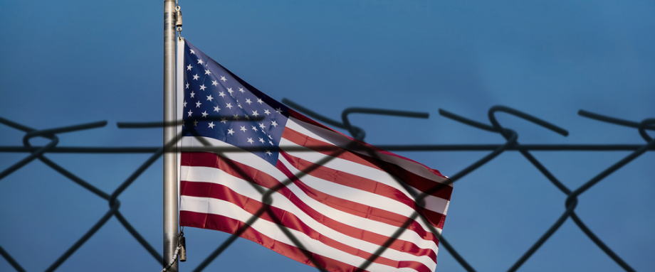 美国商会警告说，美国政府目前正在进行的在新冠大流行结束后将美国供应链迁出中国的重大努力不要矫枉过正