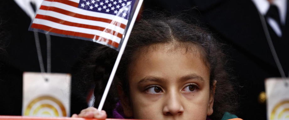 美东时间周三下午2点,美联储公布了4月会议纪要。美联储政策制定者上个月投入一场新的辩论:如何最好地支持经济复苏。目前,他们认为经济复苏可能比最初预期的更为缓慢和艰难。美联储官员仍然致力于全面实施数万亿美元刺激计划,以提振金融市场和遭新冠疫情重创的经济。