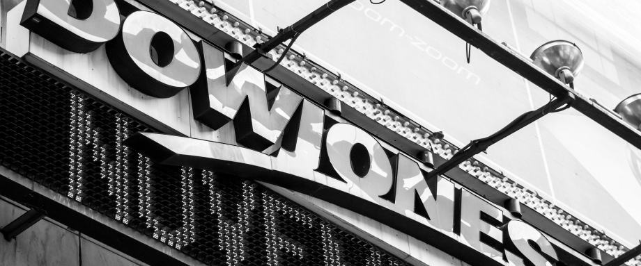 美国股市最新消息，盘中美股突发重大资讯，道指期货，纳斯达克指数，标准普尔指数，怎么开户，最新消息，牛市行情能否延续，再通胀交易