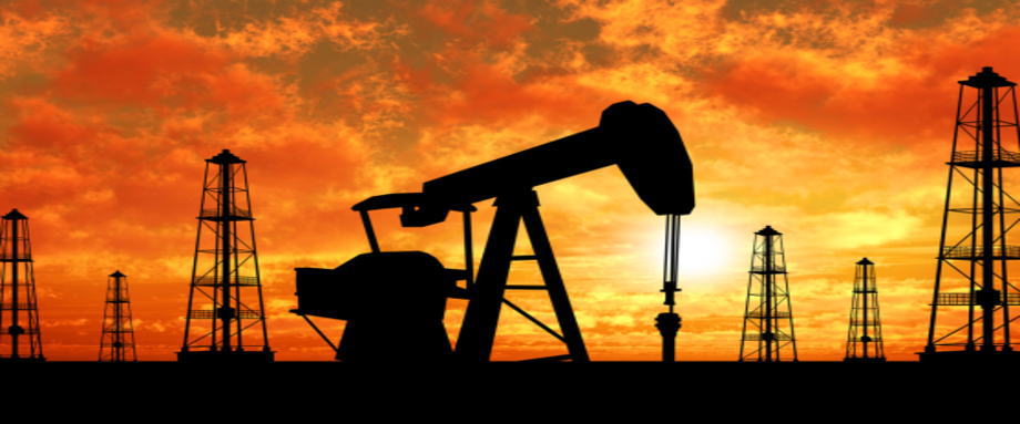 石油输出国组织及其盟国(OPEC )消息人士对路透表示，沙特阿拉伯和俄罗斯已达成初步协议，将目前创纪录的减产延长一个月，同时向那些不遵守减产协议的国家施压，要求其进一步削减产量。然而，消息人士称，对于周四