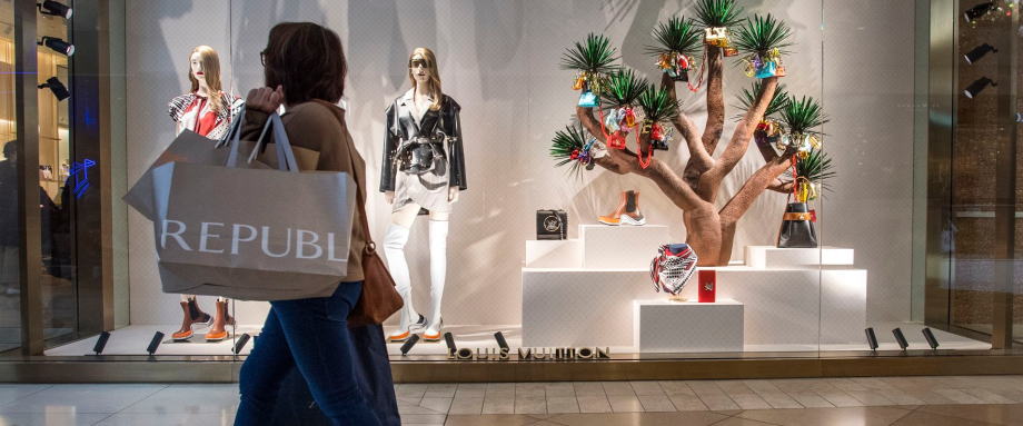 美国劳工部公布，5月消费者物价指数(CPI)下跌0.1%，4月下跌0.8%，为2008年12月以来最大跌幅