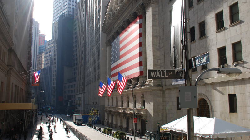 美国股市最新消息,盘中美股突发重大资讯,道指期货,纳斯达克指数,标准普尔指数,怎么开户,最新消息,牛市行情能否延续,再通胀交易