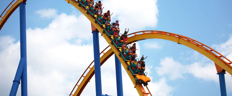 在连续数月对新冠肺炎病毒轻描淡写后,巴西总统博索纳罗终于亲口确认新冠检测呈阳性。当地时间周二,他在巴西电视台直播节目中宣布了这一消息