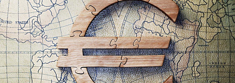 在当地时间9日下午举行的欧元集团会议上,爱尔兰财政部部长多诺霍(Paschal Donohoe)当选新一任欧元集团主席,并将于今年7月13日正式履新,任期两年半,由其主持的首次欧元集团会议目前定于今年9月11日举行。