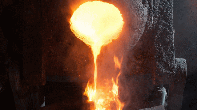 周二欧市盘中,现货黄金早隔夜强劲涨势的基础上进一步攀升,升至逾一个月高位,逼近1240美元水平。