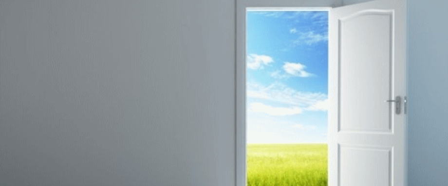 前高盛集团首席执行官Lloyd Blankfein周三表示,眼下大宗商品价格较低,或许是投资的好时机。