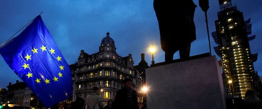 英国和欧盟之间关于脱欧后贸易协议的谈判周二依然陷于僵局,此前双方首席谈判代表之间的通话没有取得突破。