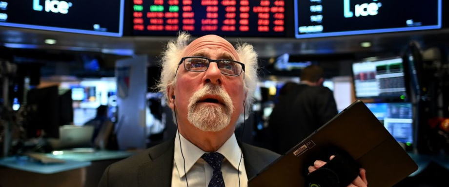 据彭博报道,投资只有几条基本规则:分散投资,保持低成本,