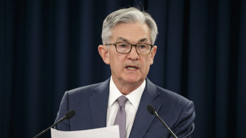 美联储主席鲍威尔周三表示，美联储的政策并非推动资产价格走高的主要因素，而是市场对经济恢复正常的预期