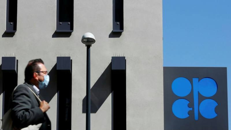 美国油服公司贝克休斯周五(6月4日)公布数据显示,截至6月4日当周,美国钻井总数环比减少1座至456座