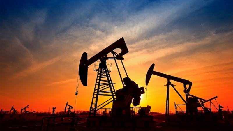 美国油服公司贝克休斯周五(6月4日)公布数据显示,截至6月4日当周,美国钻井总数环比减少1座至456座