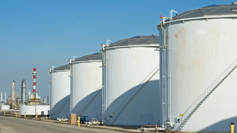 美国油服公司贝克休斯周五(6月4日)公布数据显示,截至6月4日当周,美国钻井总数环比减少1座至456座