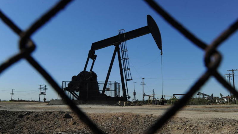 美国油服公司贝克休斯周五(6月4日)公布数据显示，截至6月4日当周，美国钻井总数环比减少1座至456座