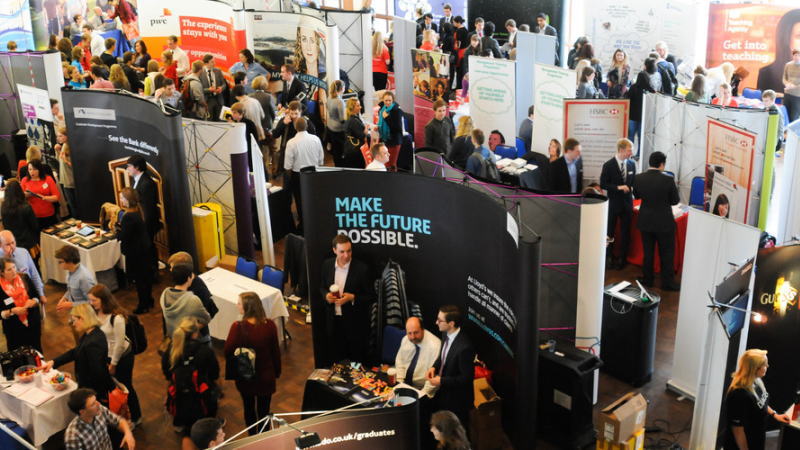 英国财政大臣贾维德不久前宣布，今年的政府财政预算案将于3月11日发布。作为英国在1月31日正式“脱欧”后的首份政府