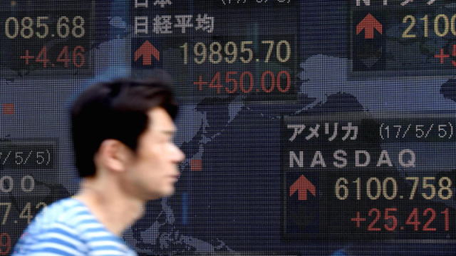 日本《产经新闻》2日报道称，英国完成脱欧程序后，日本政府希望进一步强化与英国的双边关系。