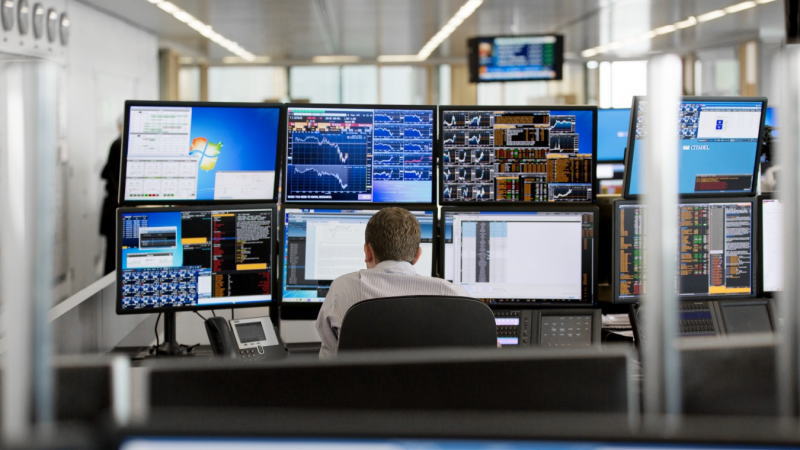 美国股市最新消息,盘中美股突发重大资讯,道指期货,纳斯达克指数,标准普尔指数,怎么开户,最新消息,牛市行情能否延续,再通胀交易