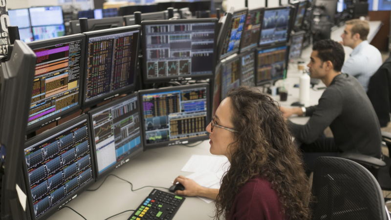 美国股市最新消息，盘中美股突发重大资讯，道指期货，纳斯达克指数，标准普尔指数，怎么开户，最新消息，牛市行情能否延续，再通胀交易