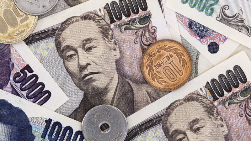 日本《产经新闻》2日报道称，英国完成脱欧程序后，日本政府希望进一步强化与英国的双边关系。