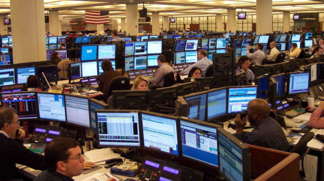 美国股市最新消息，盘中美股突发重大资讯，道指期货，纳斯达克指数，标准普尔指数，怎么开户，最新消息，牛市行情能否延续，再通胀交易